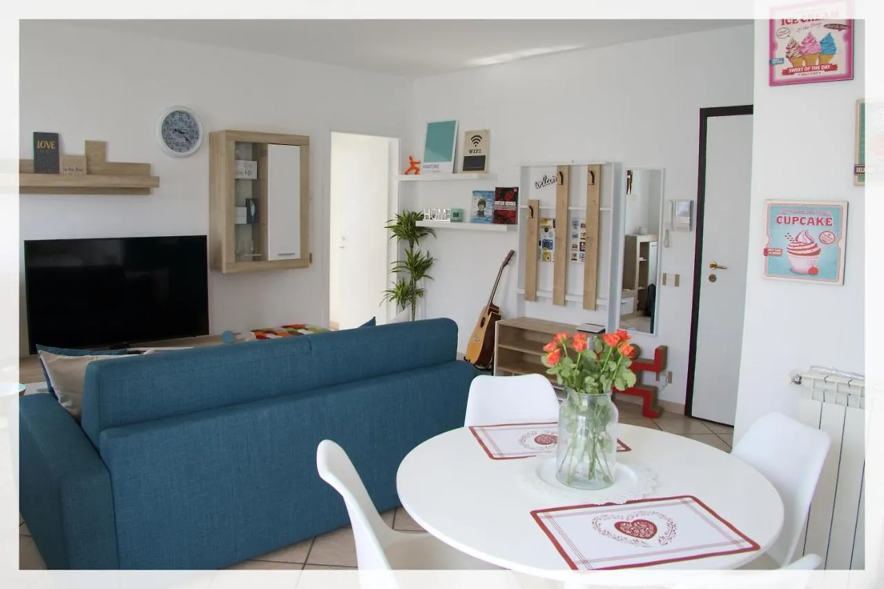 Apartment Your Place By The Lake - Near Leonardo Academy, Mxp Sesto Calende Italy