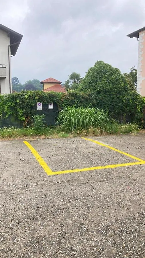 Your Place By The Lake - Near Leonardo Academy, Mxp Sesto Calende Apartment