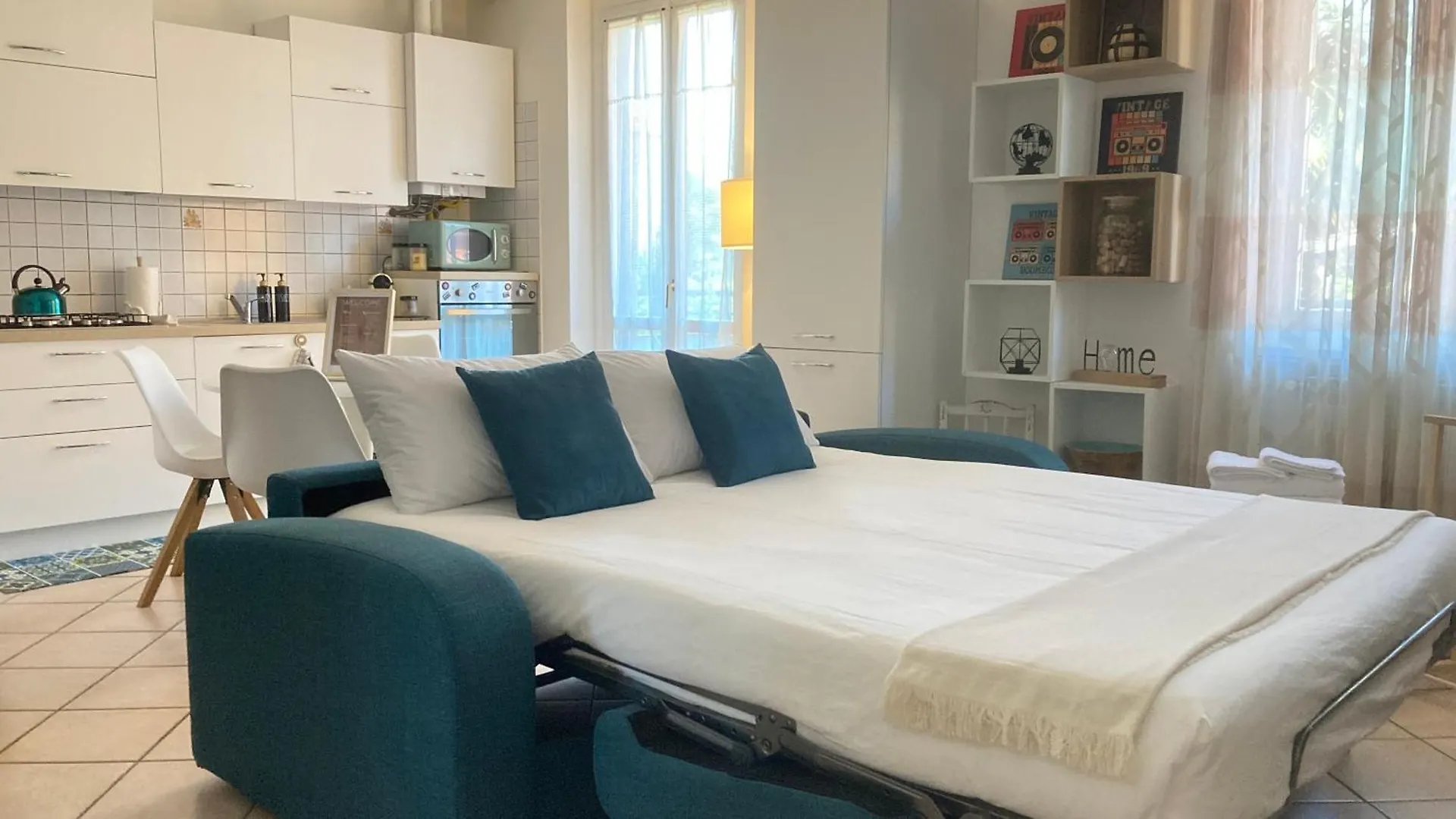 Your Place By The Lake - Near Leonardo Academy, Mxp Sesto Calende Apartment