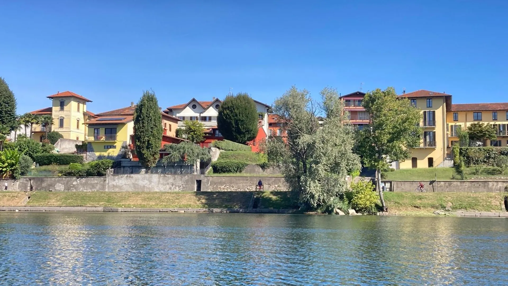 Your Place By The Lake - Near Leonardo Academy, Mxp Sesto Calende Italy